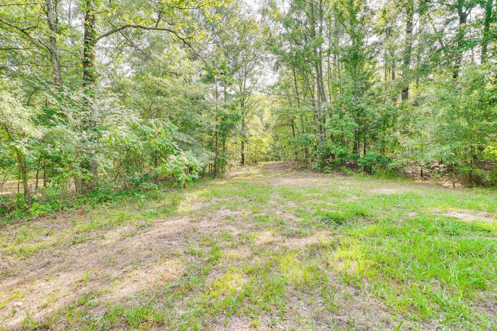 Apartment Couples In About 5 Mi To Downtown! *